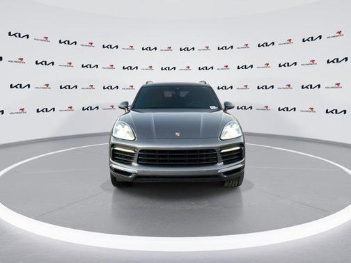 2021 Porsche Cayenne Cayenne