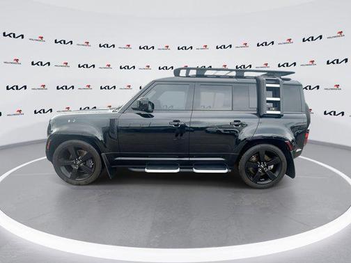 2023 Land Rover Defender X-Dynamic SE