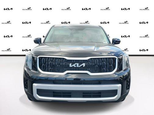 2025 Kia Telluride LX