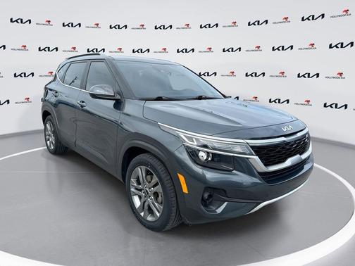 Gravity Gray 2022 Kia Seltos S