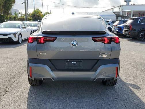 2025 BMW X2 xDrive28i