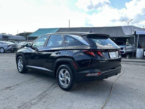 2024 Hyundai TUCSON SE
