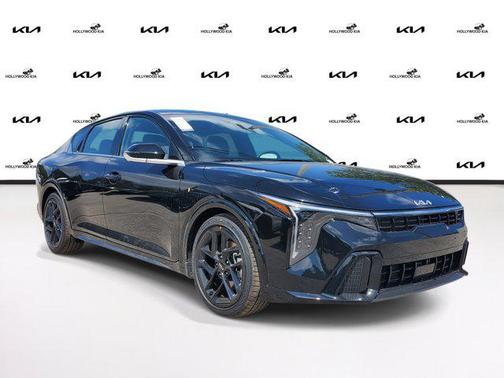 2025 Kia K4 GT-Line Turbo