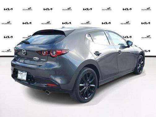 2022 Mazda Mazda3 FWD w/Premium Package