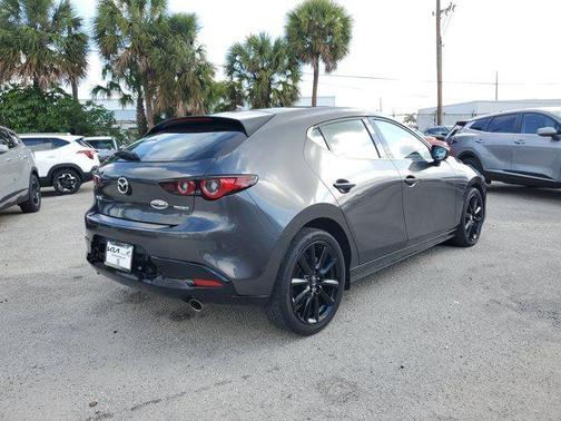 2022 Mazda Mazda3 FWD w/Premium Package