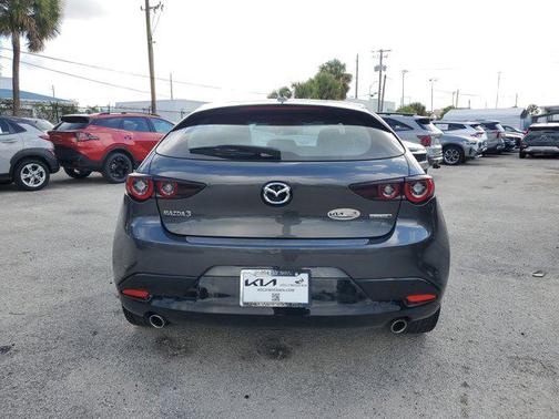 2022 Mazda Mazda3 FWD w/Premium Package