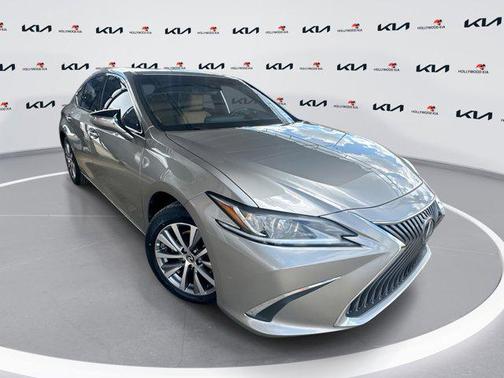 2021 Lexus ES 350 Base