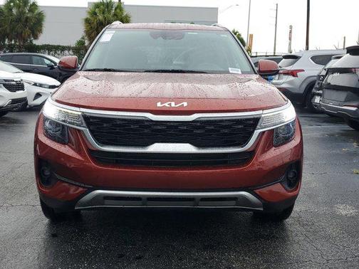 2023 Kia Seltos S