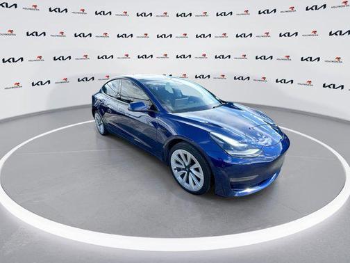 2022 Tesla Model 3 Standard Range