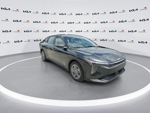 Interstellar Gray 2026 Kia K4 LX