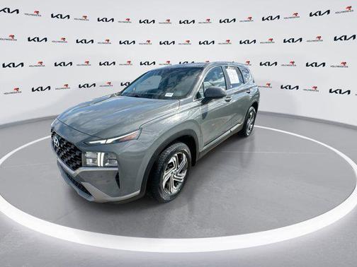 2022 Hyundai SANTA FE SE
