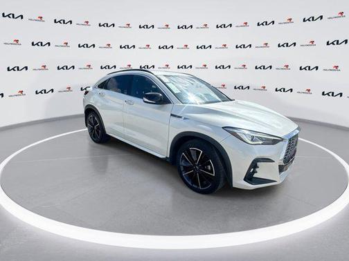 2022 INFINITI QX55 LUXE