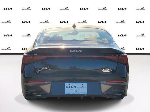 2025 Kia K5 EX