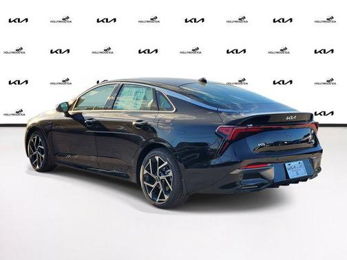 2025 Kia K5 EX