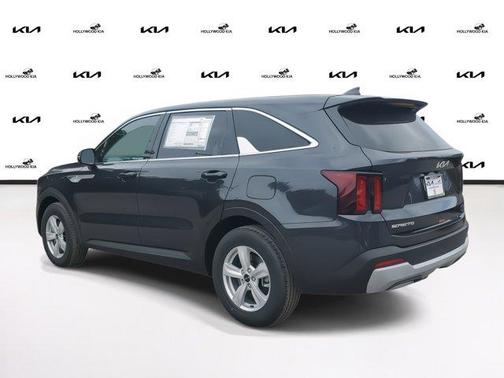 2025 Kia Sorento LX