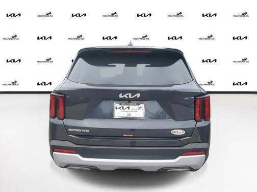 2025 Kia Sorento LX