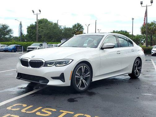 2020 BMW 330 i