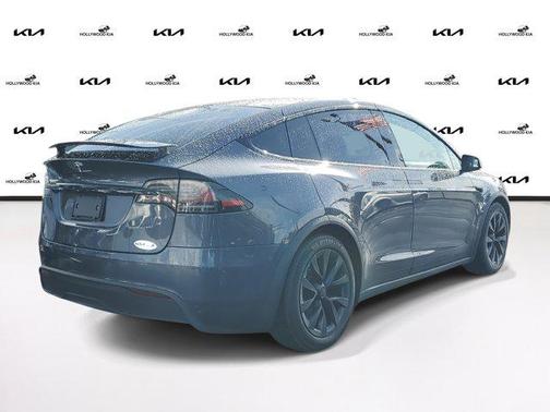 2022 Tesla Model X Base
