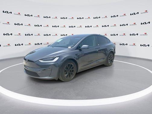 2022 Tesla Model X Base