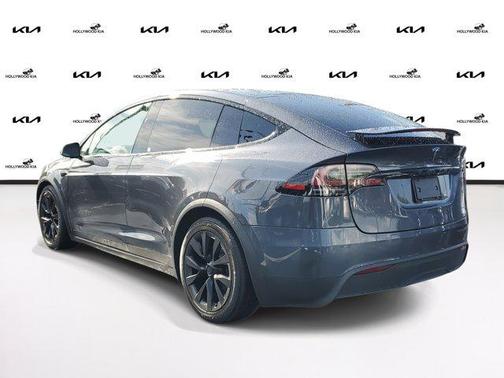 2022 Tesla Model X Base
