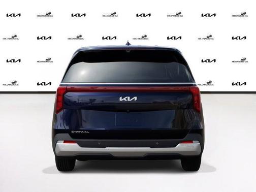2025 Kia Carnival EX