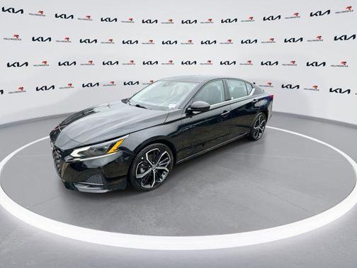 2024 Nissan Altima SR FWD