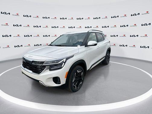 Snow White Pearl 2026 Kia Seltos SX
