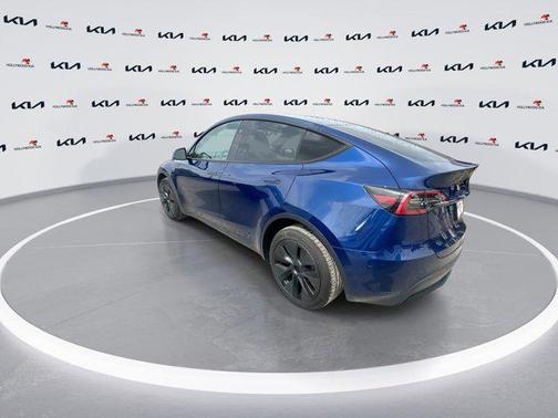 2025 Tesla Model Y Long Range
