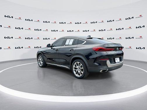 2021 BMW X6 xDrive40i