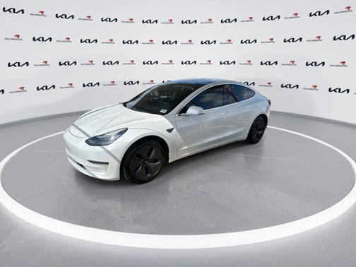 2020 Tesla Model 3 Standard Range Plus