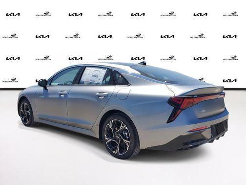 2025 Kia K5 GT-Line