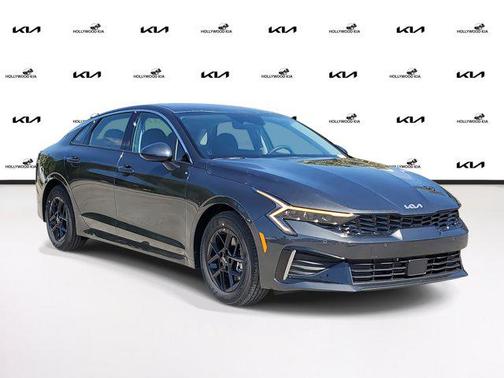 2025 Kia K5 LXS