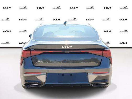 2025 Kia K5 LXS