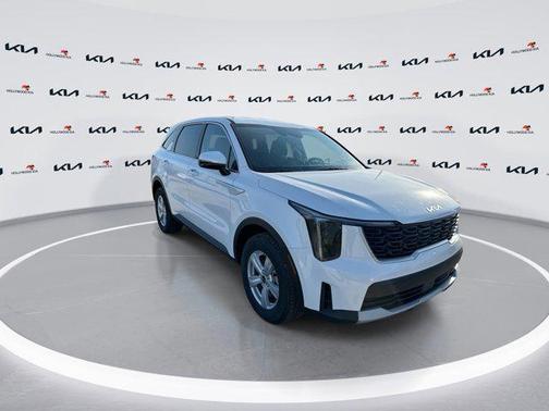 Glacial White Pearl 2026 Kia Sorento LX