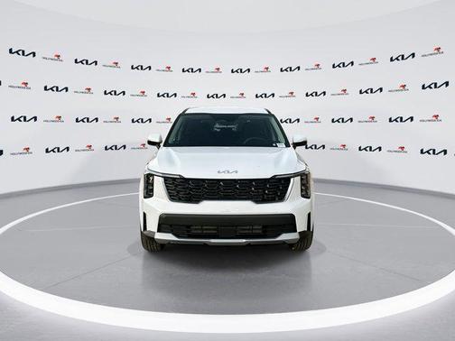 Glacial White Pearl 2026 Kia Sorento LX