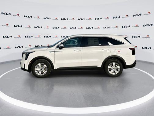 Glacial White Pearl 2026 Kia Sorento LX