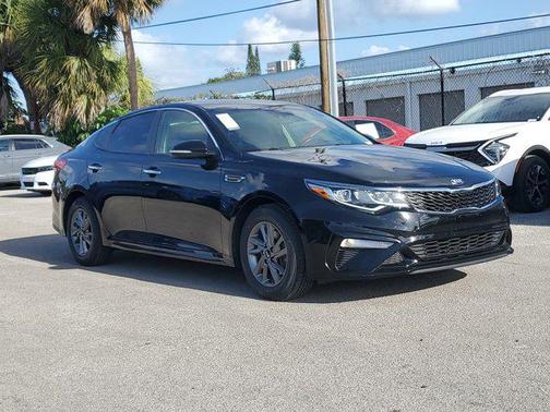 2019 Kia Optima LX