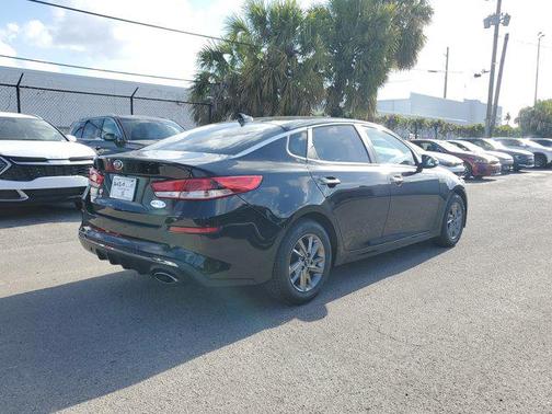 2019 Kia Optima LX