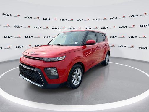 Inferno Red 2022 Kia Soul LX
