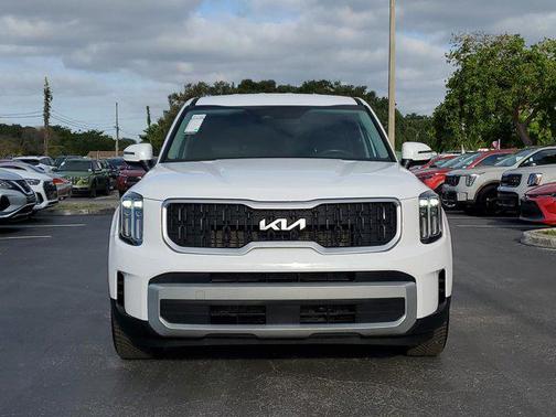 2024 Kia Telluride LX