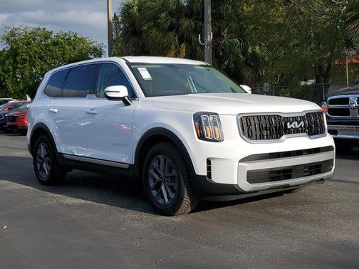 2024 Kia Telluride LX