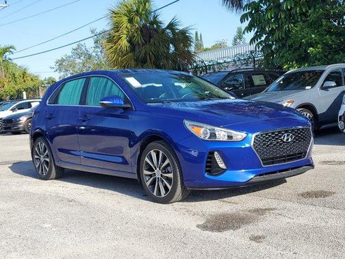 2020 Hyundai Elantra GT Base
