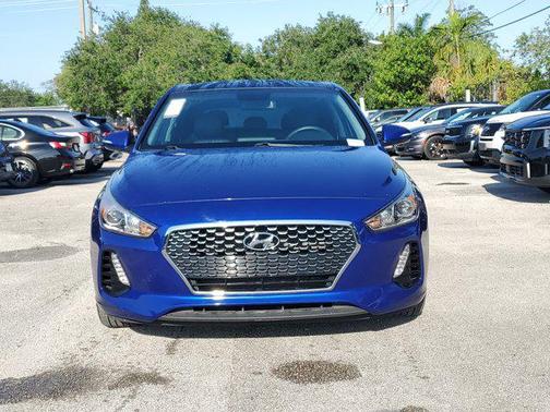 2020 Hyundai Elantra GT Base