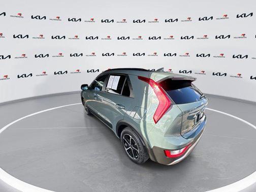 2023 Kia Niro Plug-In Hybrid EX