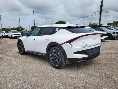 2025 Kia EV6 Light Long Range