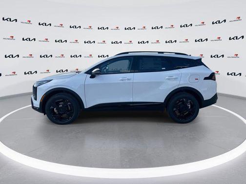 Glacial White Pearl 2026 Kia Sportage X-Line