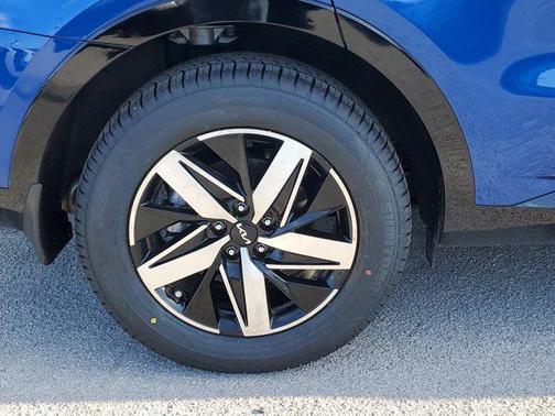2023 Kia Sorento EX
