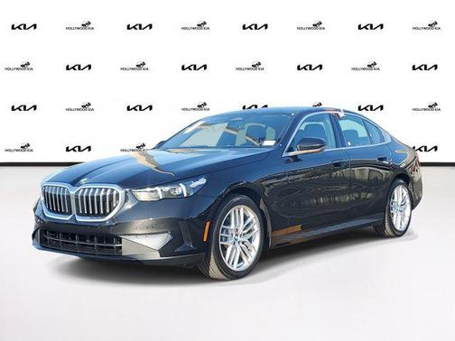 2025 BMW 530 i