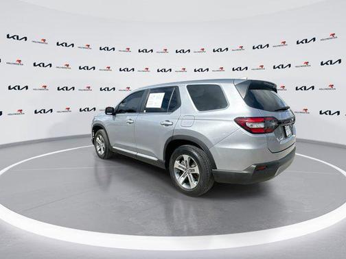 2023 Honda Pilot 2WD EX-L 8 Passenger