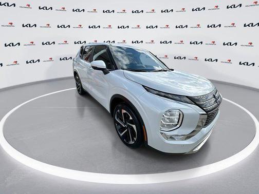 2024 Mitsubishi Outlander SE Black Edition S-AWC